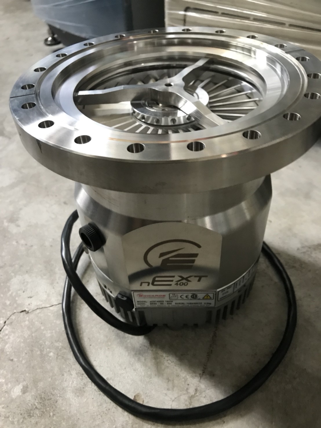EDWARDS nEXT400D Turbo Pump image
