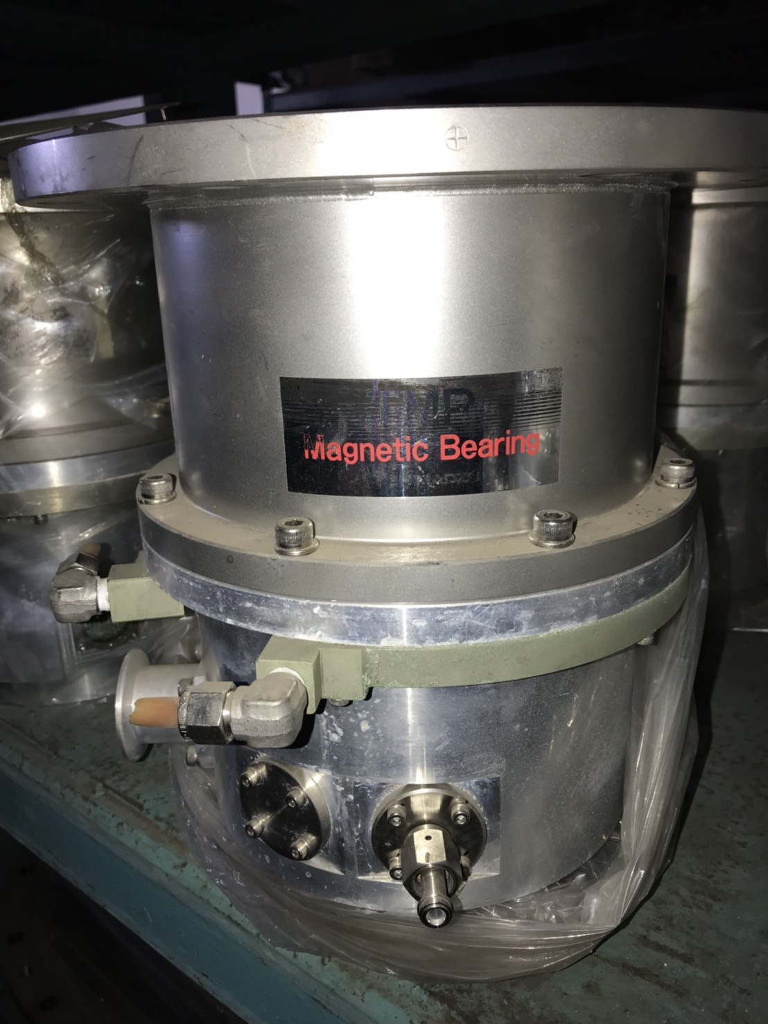 SHIMADZU TMP-1001 LMC turbo pump image
