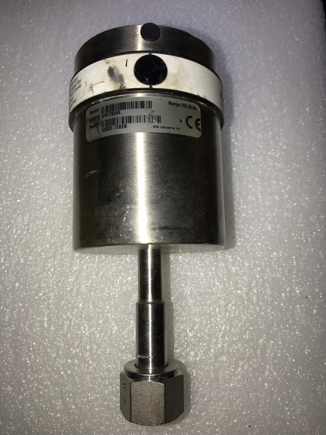 MKS Baratron Capacitance Manometer 625D01TCEEB 133.32 Pa image
