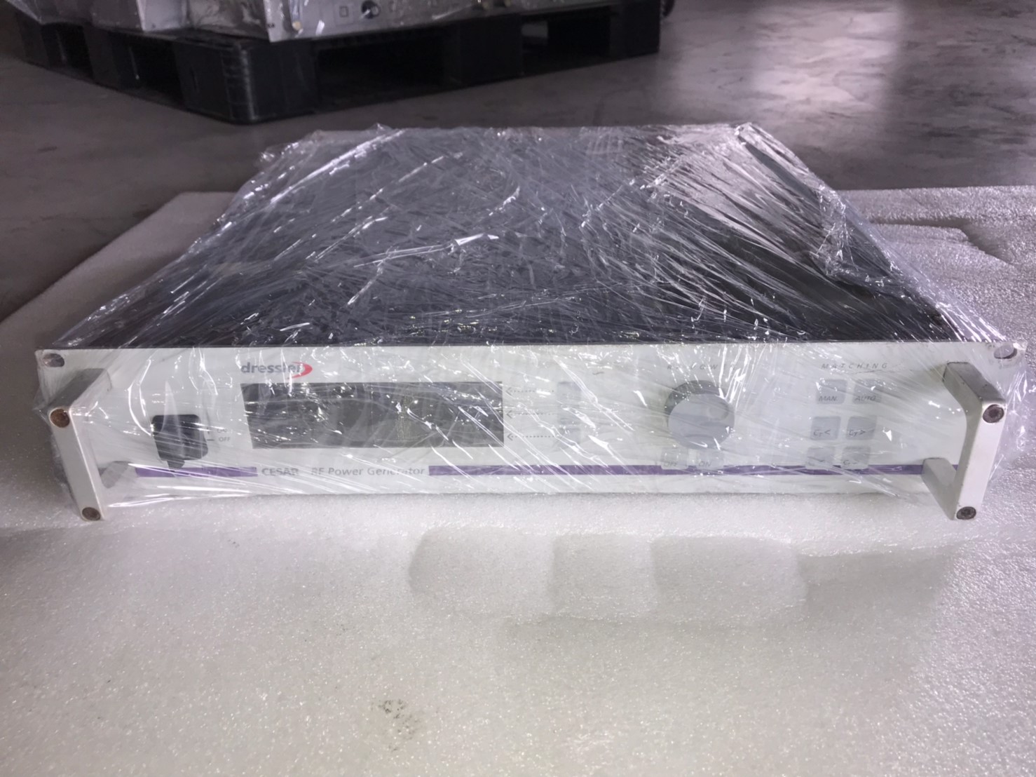Advanced Energy AE Cesar 136 RF 13.56 MHz Power Generator image