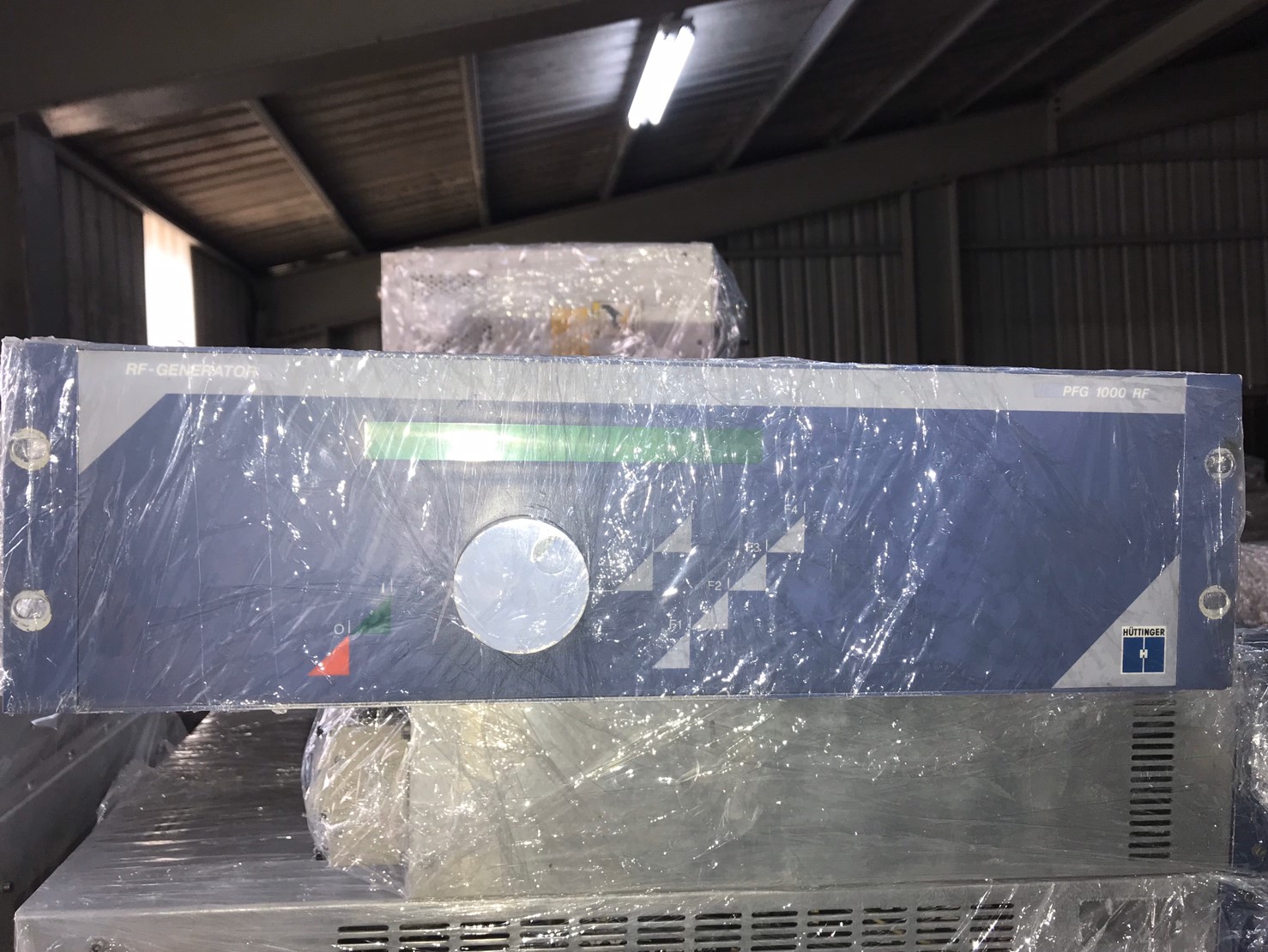 Huttinger PFG 1000 RF RF-Generator 1000W 50/60Hz image
