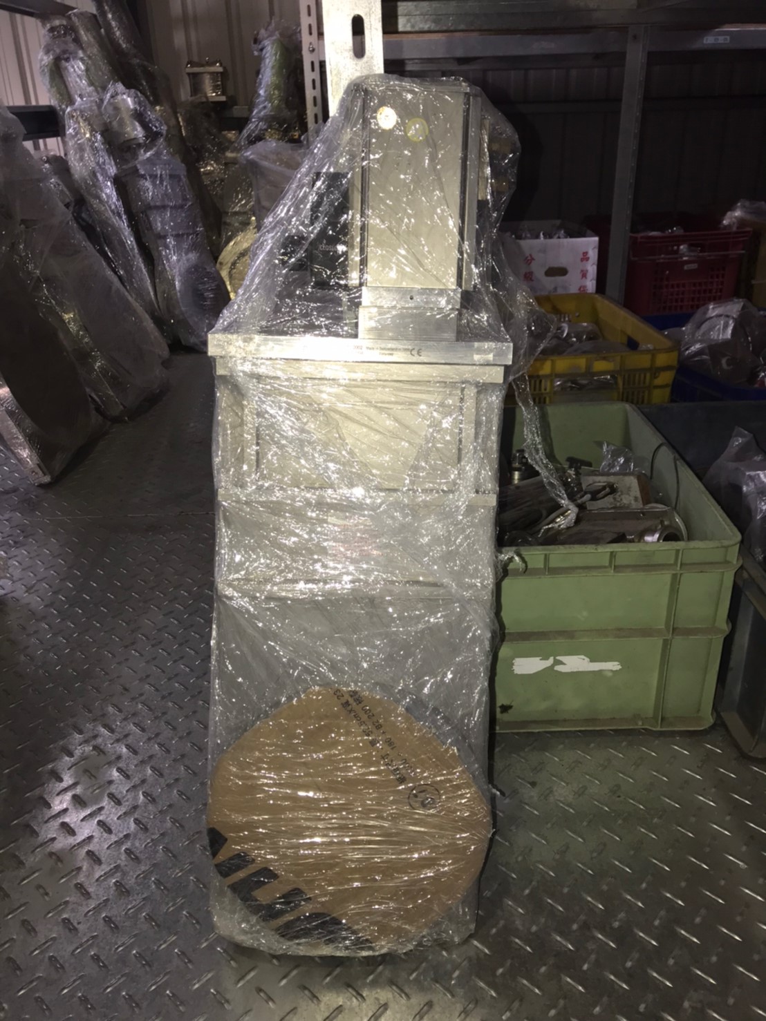 VAT 10846-CE44-0004 Gate Valve image