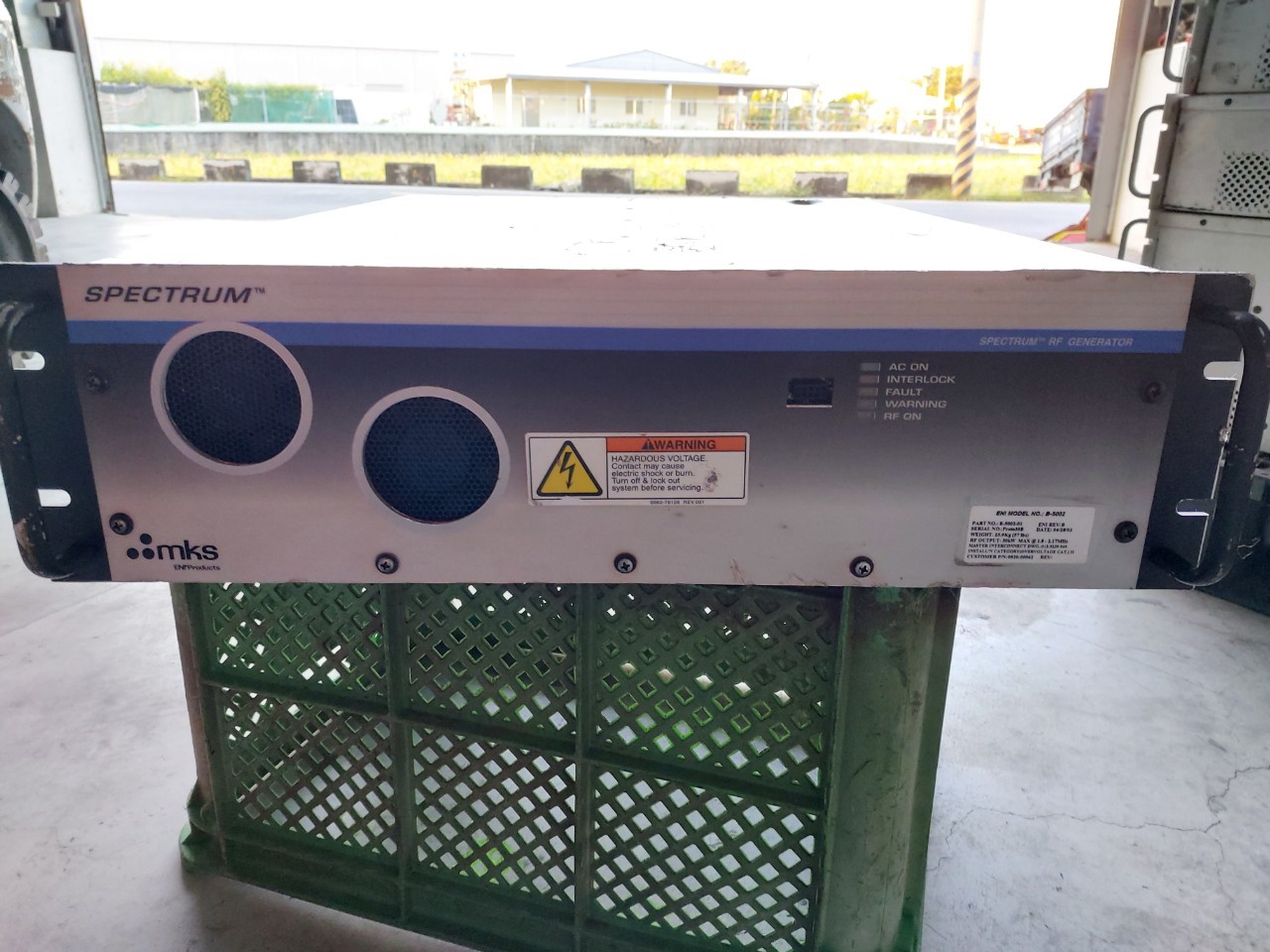 MKS ENI Spectrum B-5002 RF Generator image