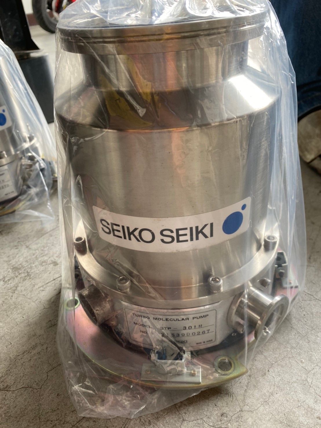 SEIKO SEIKI STP-301H Turbo Pump image