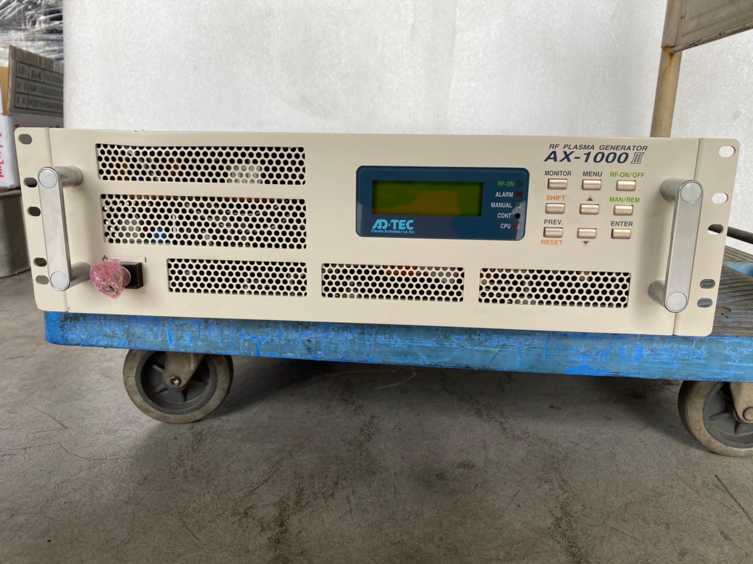 AD-TEC AX-1000Ⅲ 13.56MHz 1000W RF PLASMA GENERATOR image