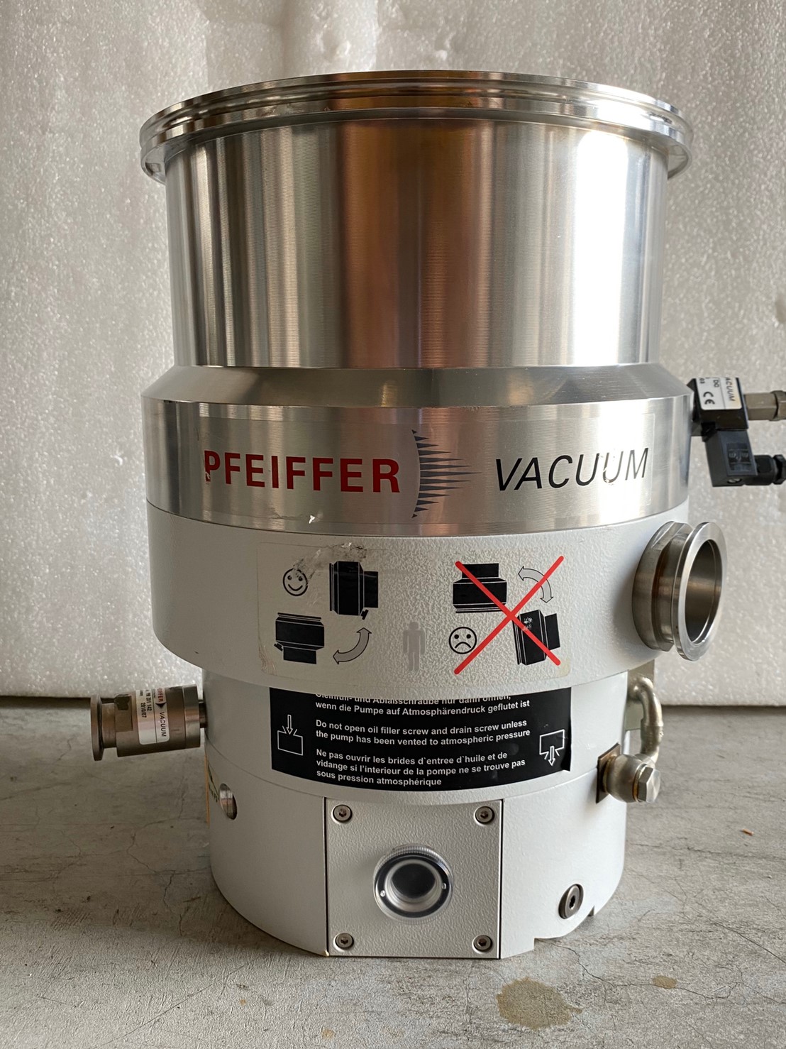 PFEIFFER VACUUM TMH 1001 P DN 200 ISO-K，3P TURBO PUMP image