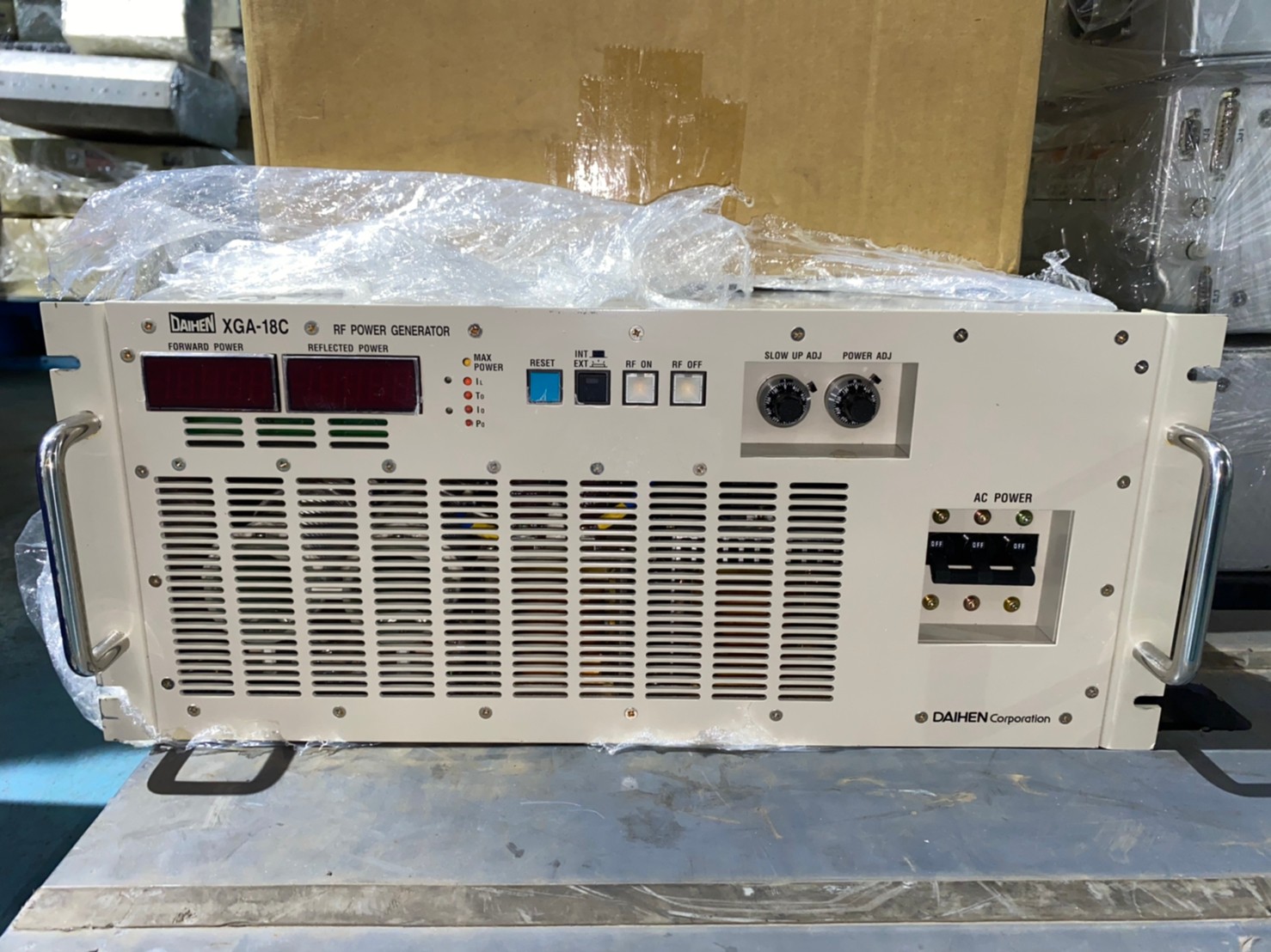 DAIHEN XGA-18C RF Power Generator image