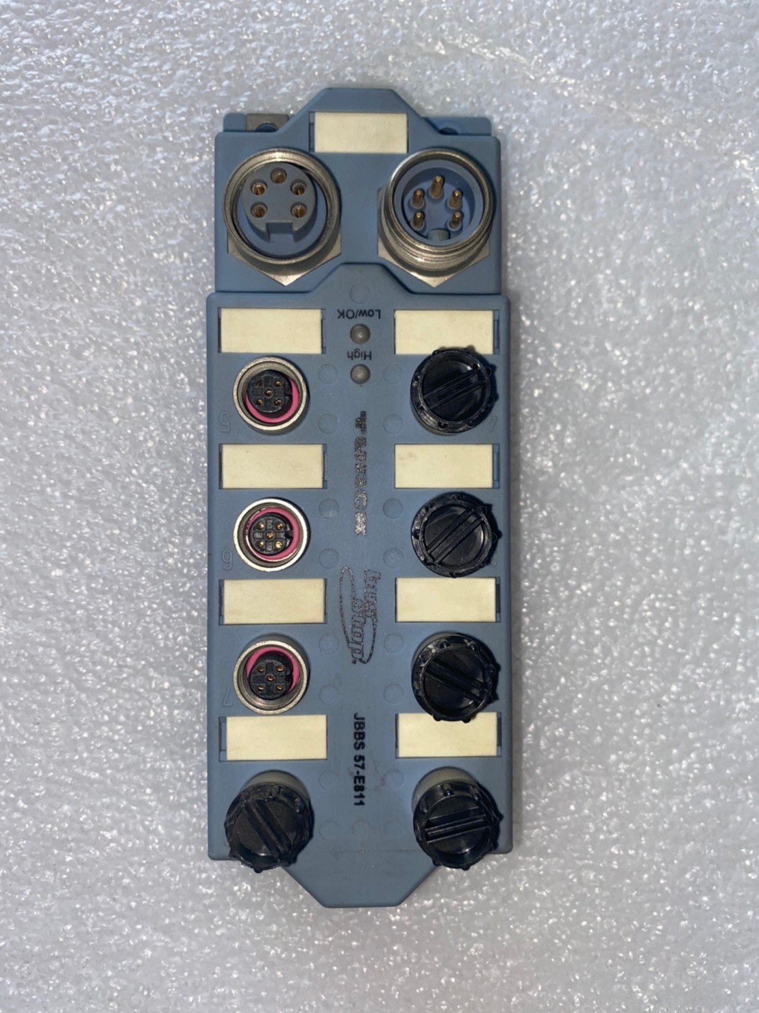 Turck JBBS 57-E811 8-Port Eurofast Junction Box image
