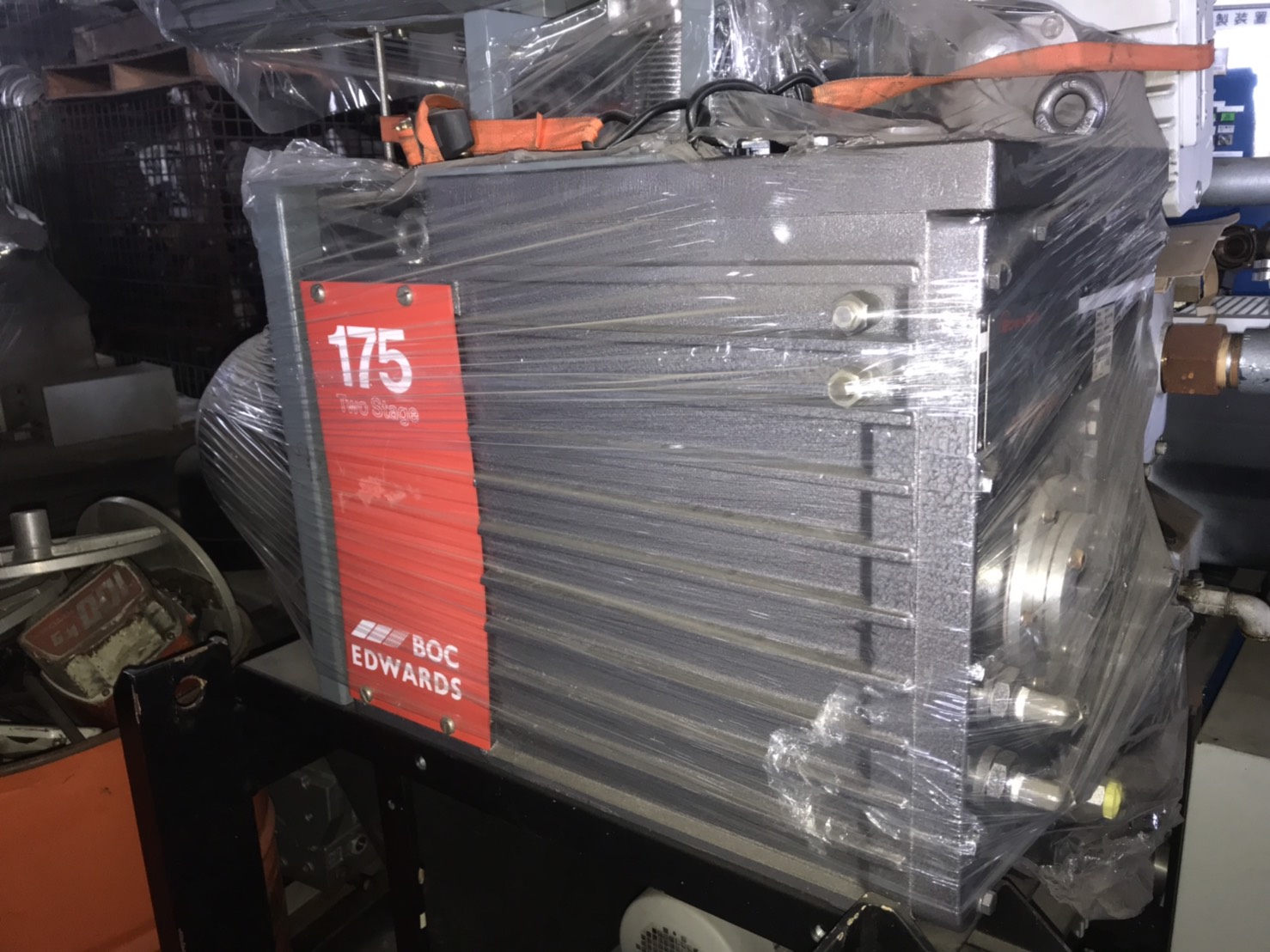 EDWARDS E2M-175 Rotary Pump圖片