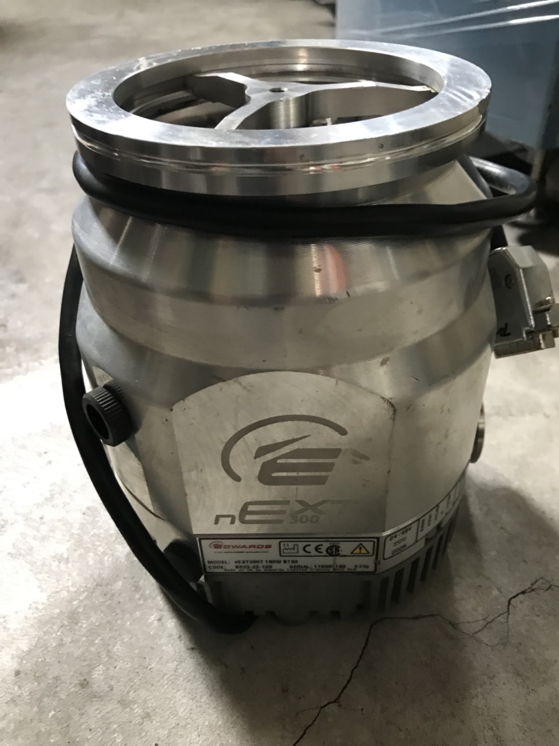 EDWARDS nEXT300T Turbo Pump圖片