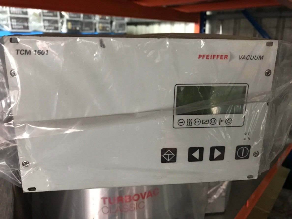 PFEIFFER VACUUM TCM 1601 turbo pump controller圖片