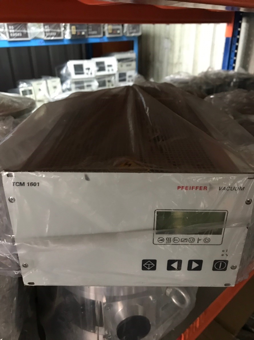 PFEIFFER VACUUM TCM 1601 turbo pump controller圖片