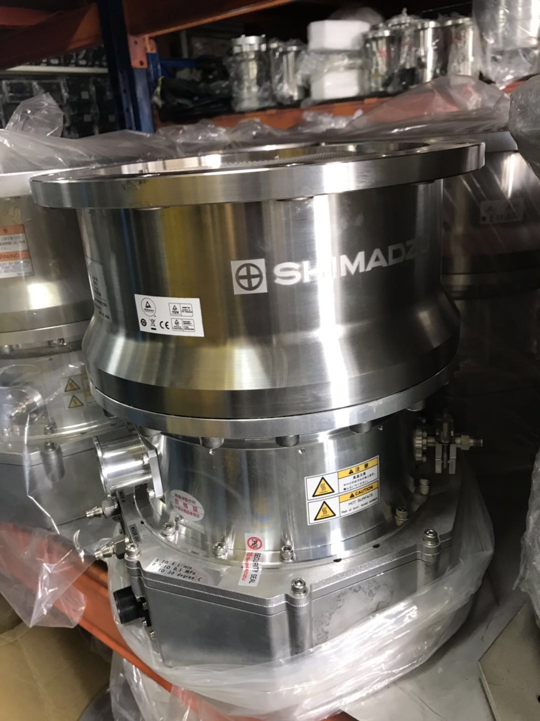 SHIMADZU TMP-V2304LM Turbo Pump圖片
