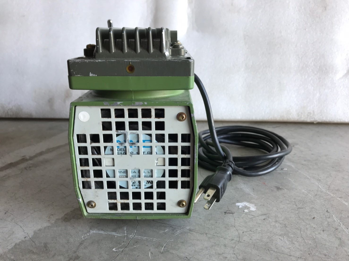 ULVAC SINKU KIKO Diaphragm Dry Vacuum Pump DA-40S圖片