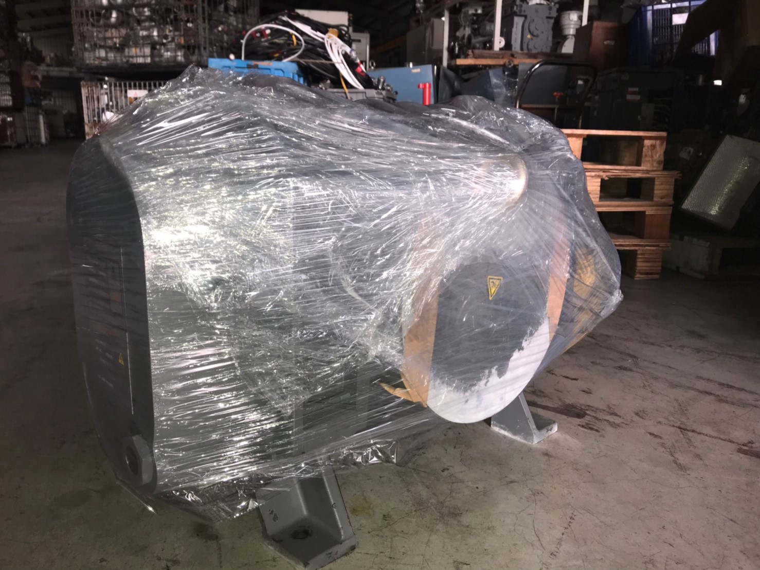 Edwards 900-615-MHR Mechanical Booster Pump圖片