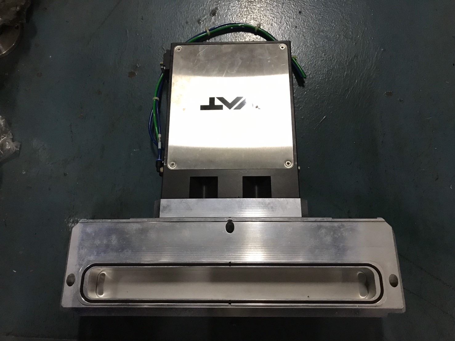 VAT 0310X-CA24-AKK3 / 0023 Rectangular Gate Valve - Slit Valves圖片