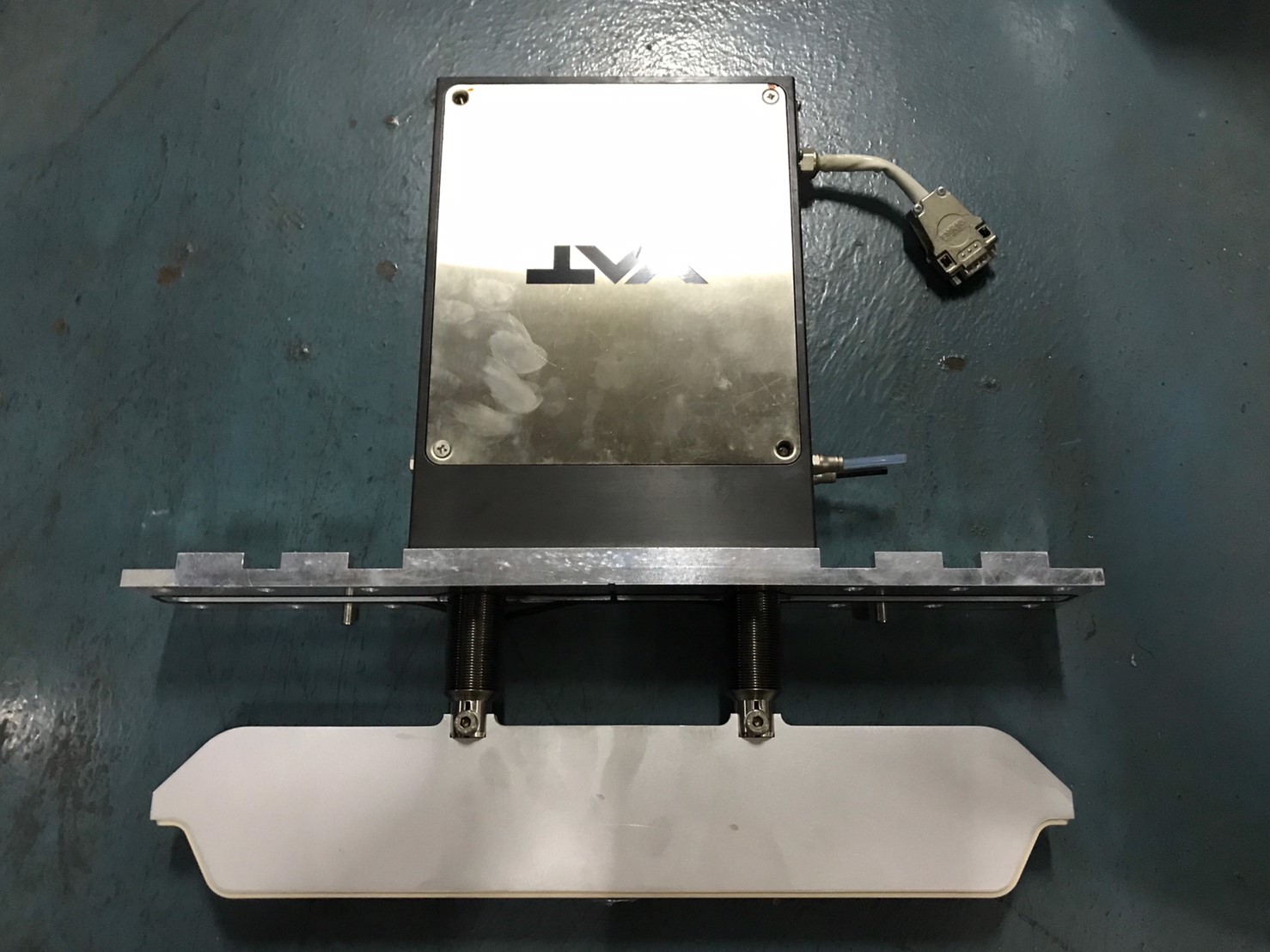 VAT 02112-BA24-AVQ1 / 0038 Rectangular Gate Valve - Slit Valves圖片