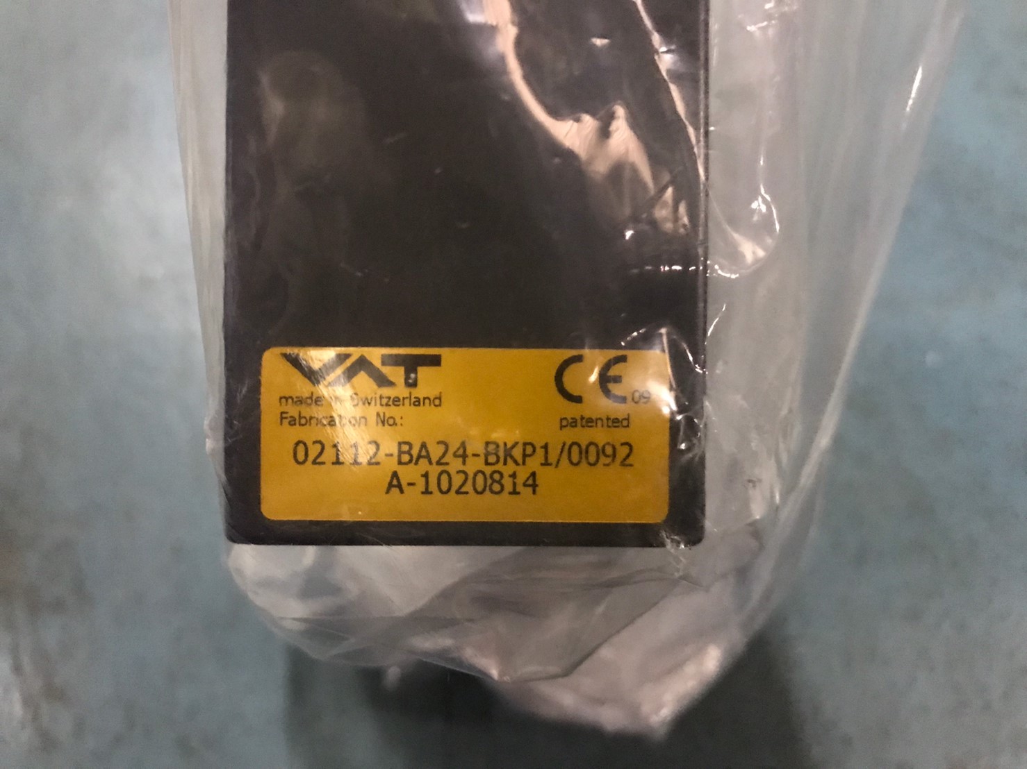 VAT 02112-BA24-BKP1 / 0092 Rectangular Gate Valve - Slit Valves圖片