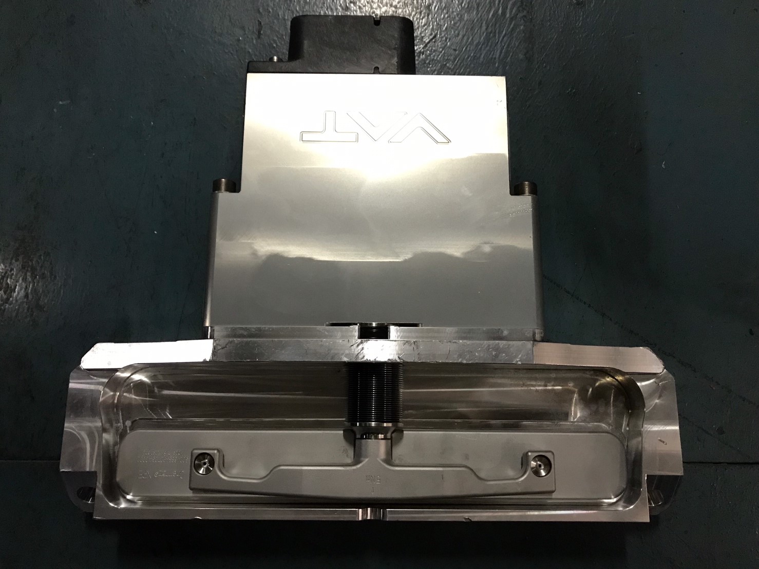 VAT 05314-CA24-AJX1 / 0023 Rectangular Gate Valve - Slit Valves圖片