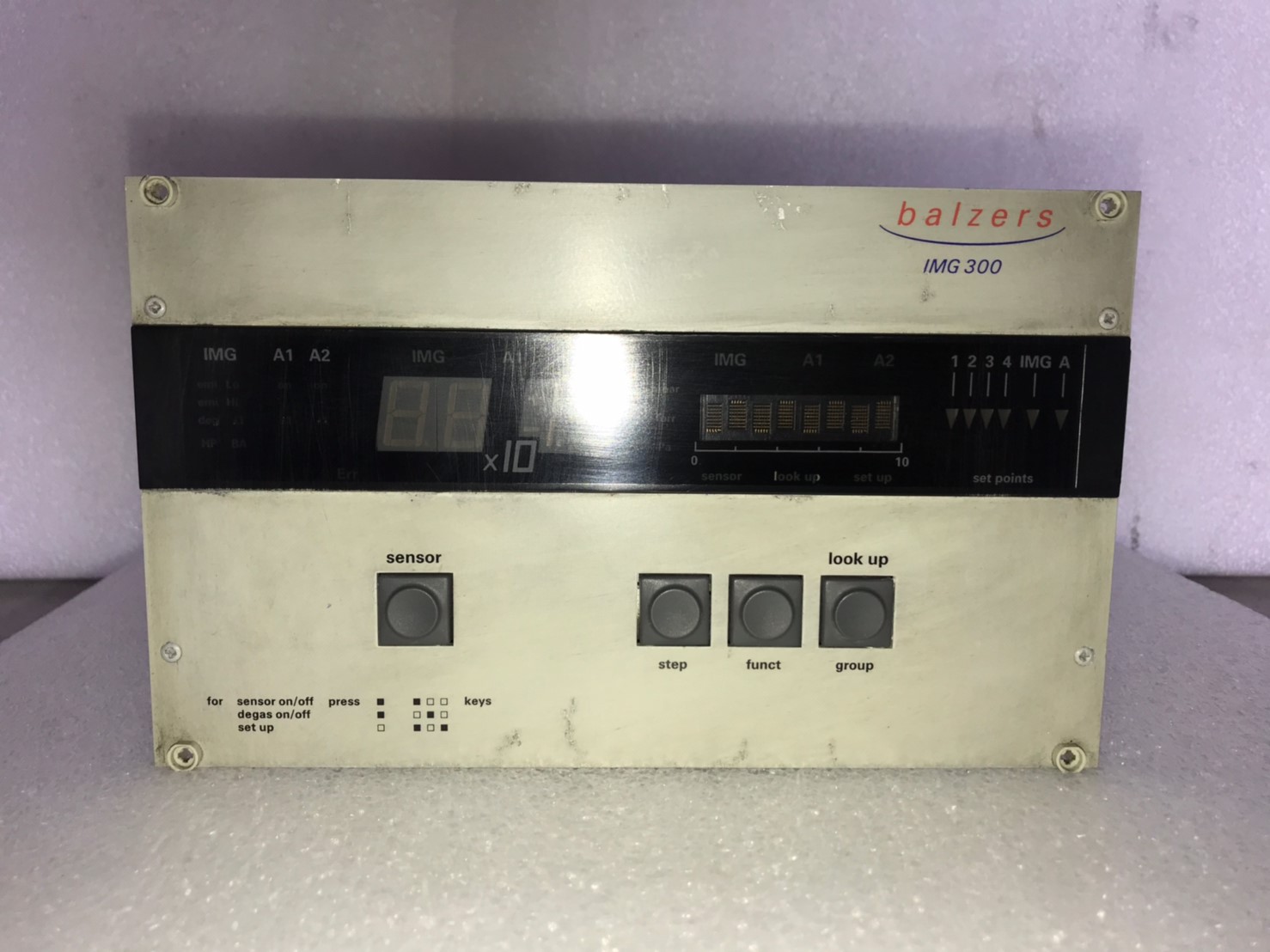 PFEIFFER BALZERS IMG-300 ION GAUGE VACUUM MEASUREMENT SYSTEM圖片