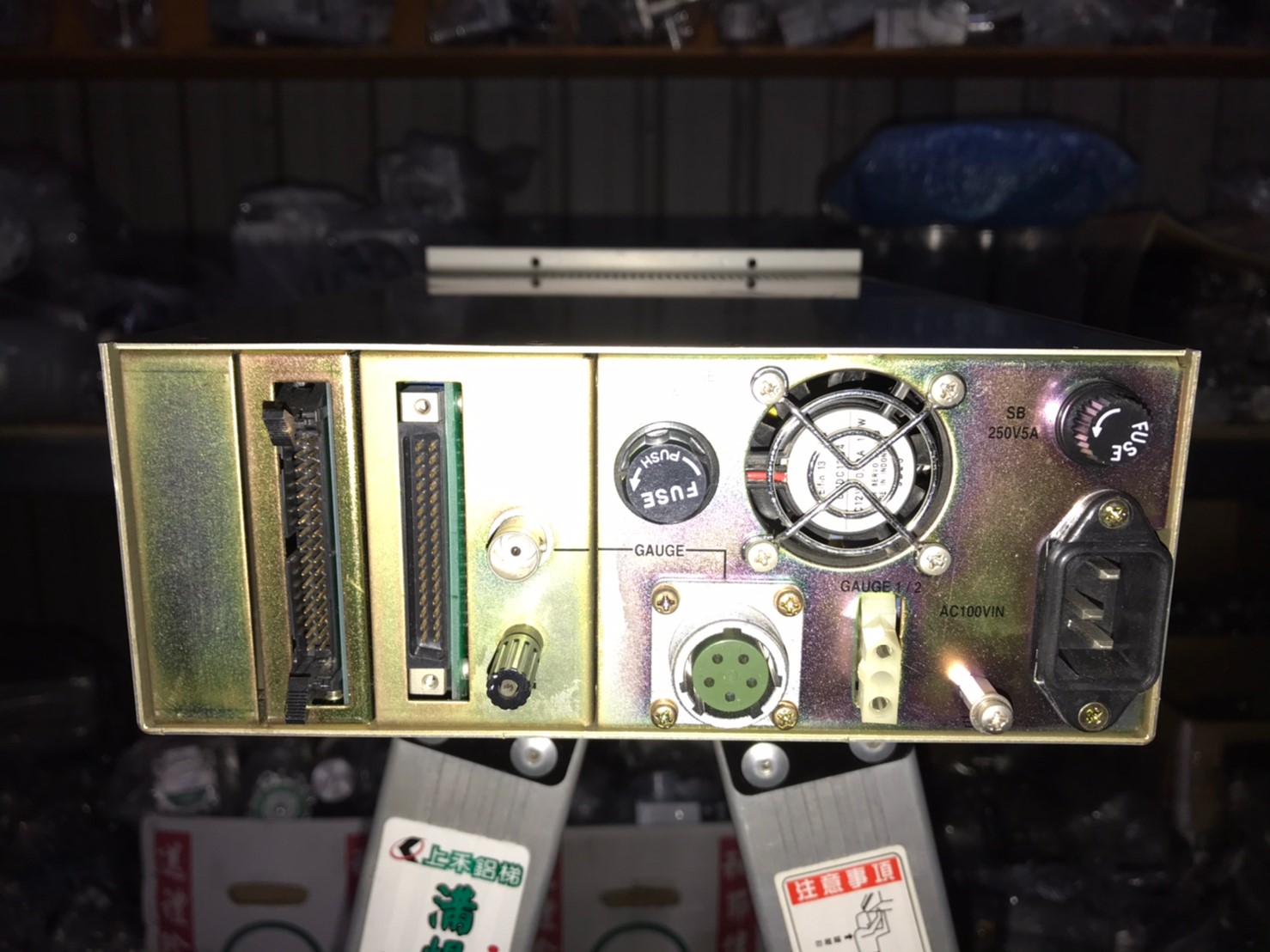 ANELVA IONIZATION GAUGE M-822HG圖片