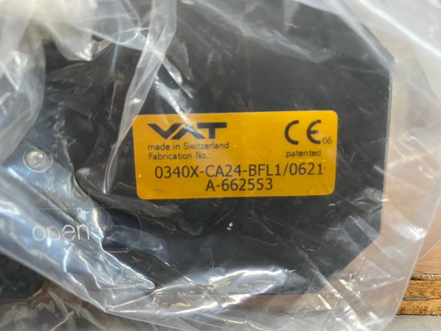 VAT 0340X-CA24-BFL1 / 0621 Slit Valve圖片