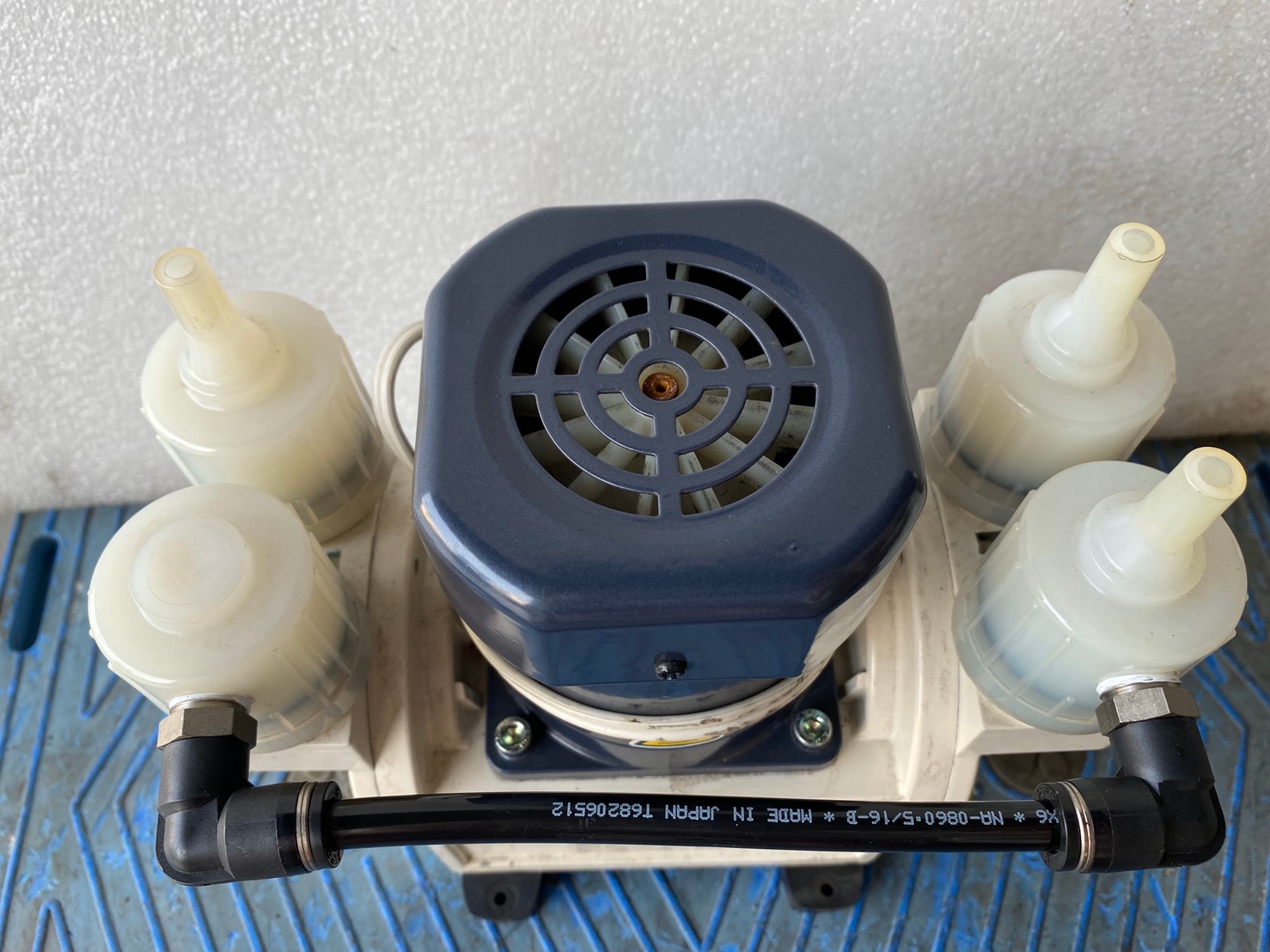 ULVAC DA-30S Diaphragm Dry Vacuum Pump圖片