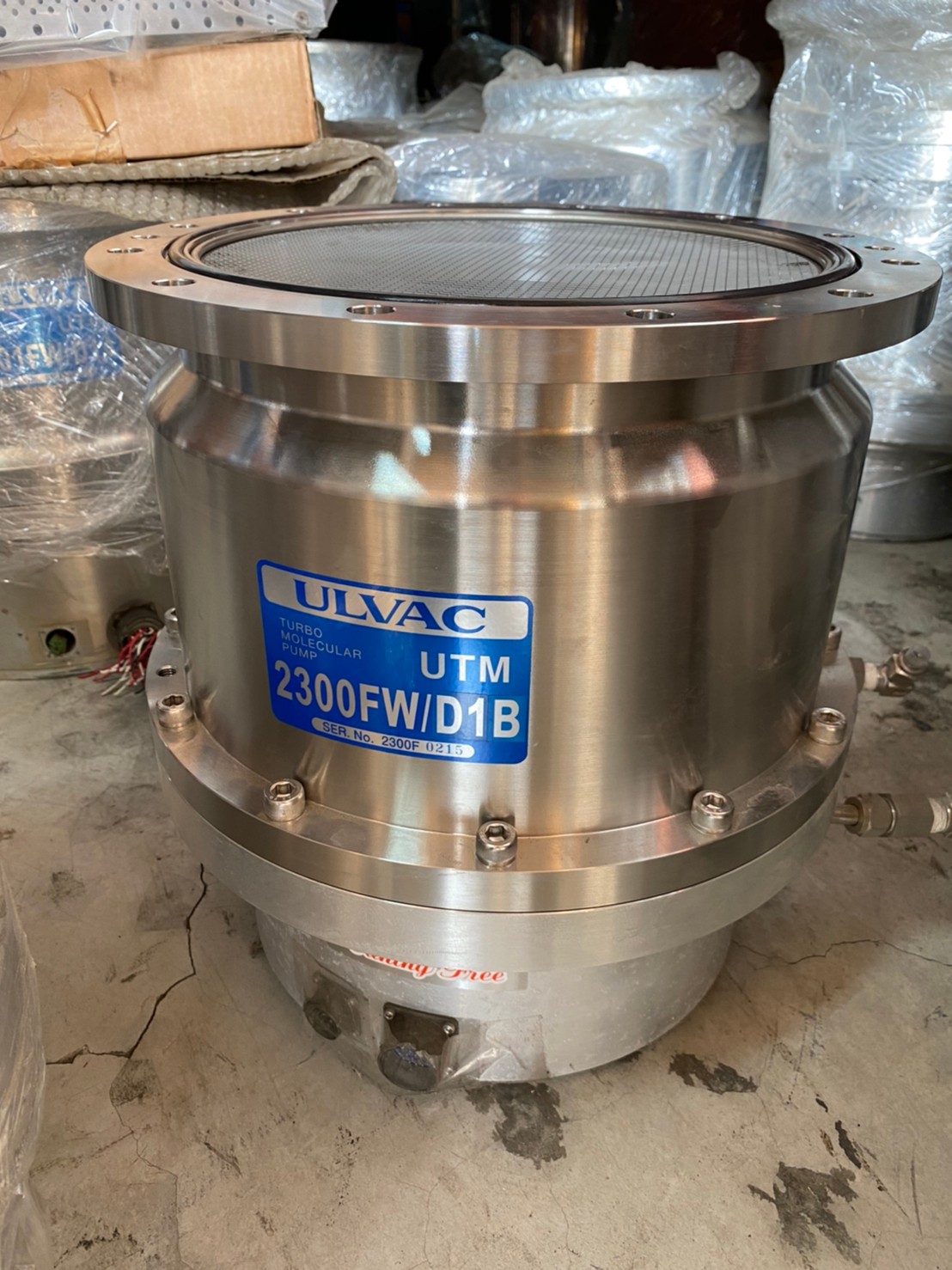 ULVAC UTM-2300FW / D1B turbo pump圖片