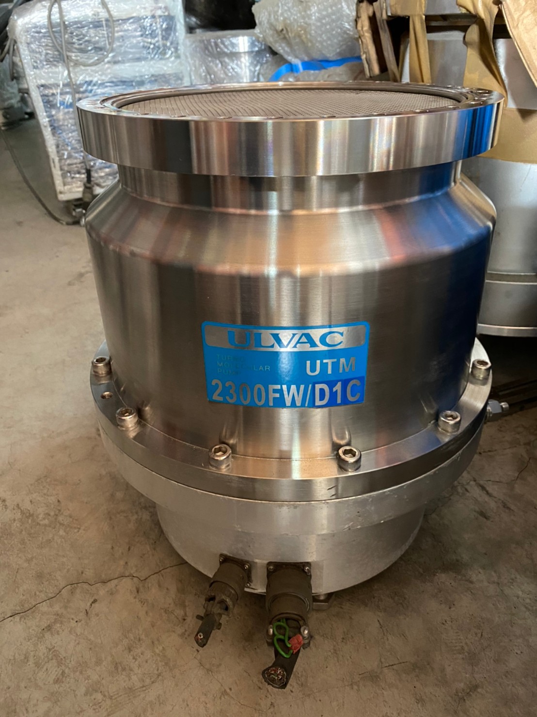 ULVAC UTM-2300FW / D1C turbo pump圖片