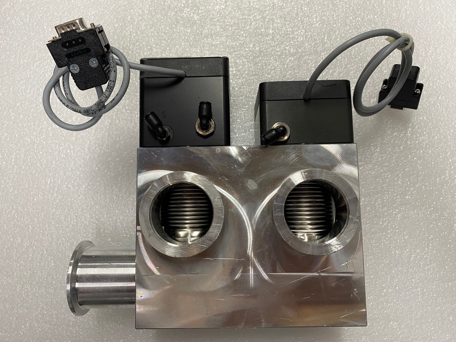 VAT 91032-KA21-ADJ1 Dual Valve圖片