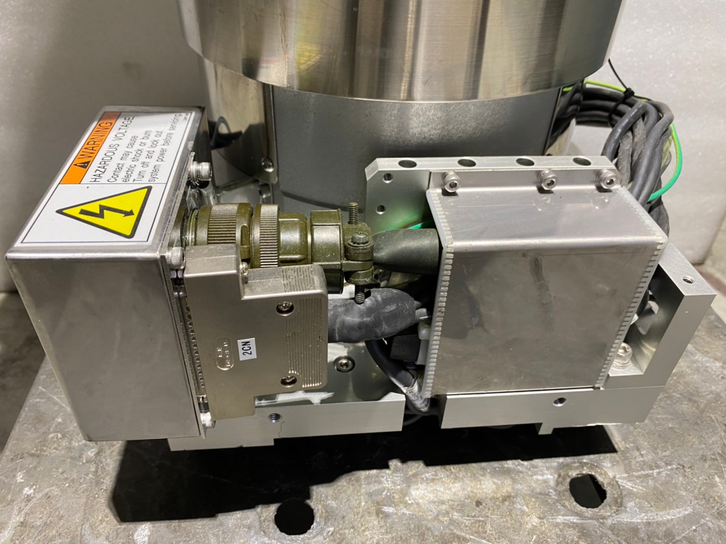 YASKAWA XU-RC350D-C31 ROBOT圖片